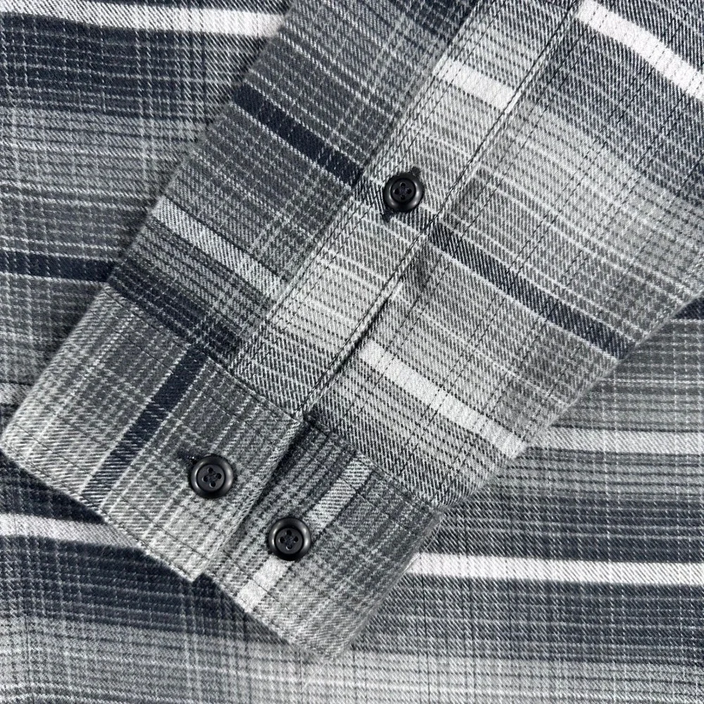 Columbia Button Down Mens M Medium Grey Plaid Omni-Wick Long Sleeve Hiking Shirt - Picture 6 of 16